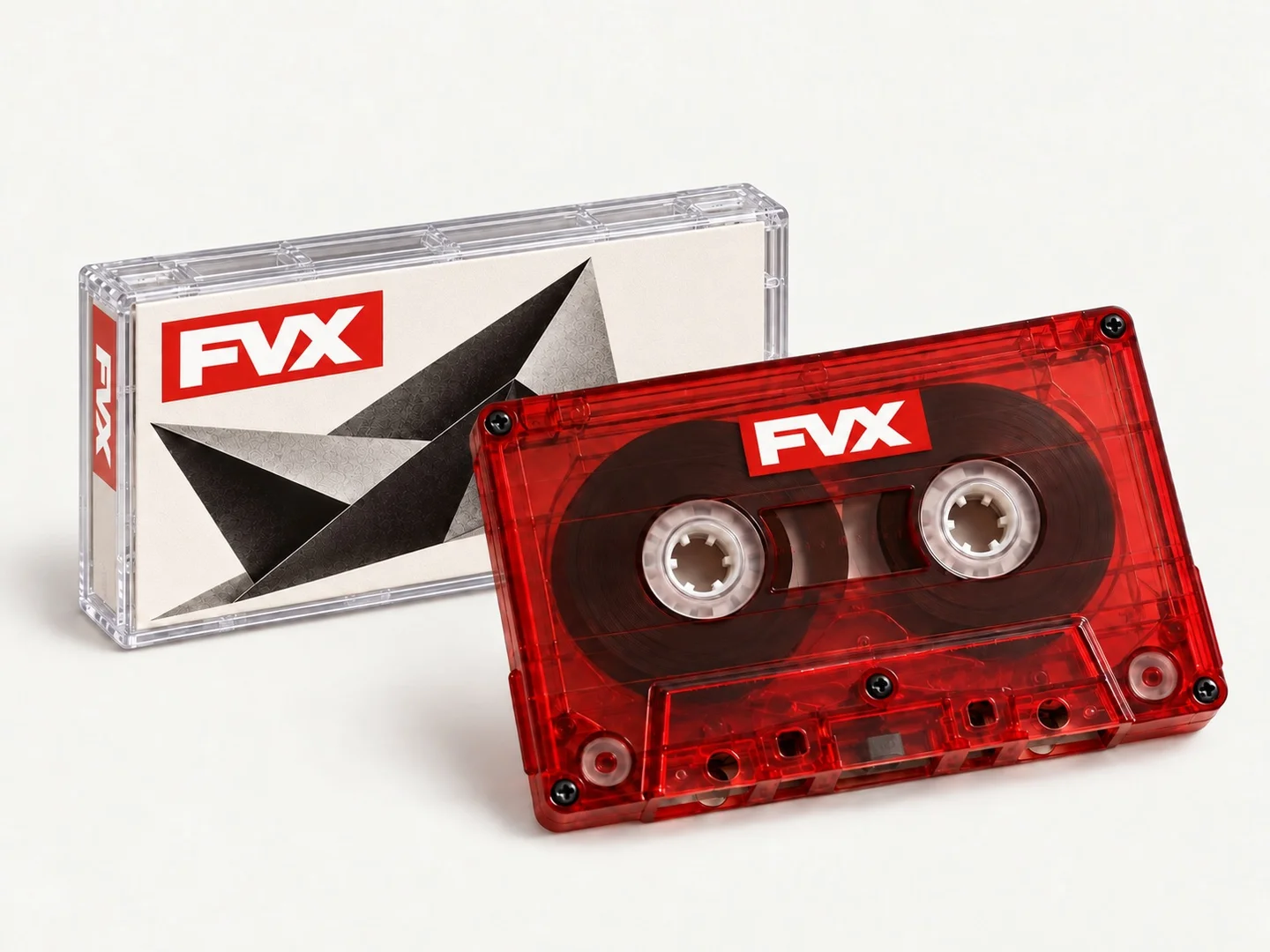 Кассеты с красным знаком FVX: визуализация оформления